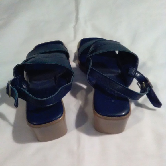 Tribeca  Studio women's sandals size 7 1/2M - Picture 2 of 5